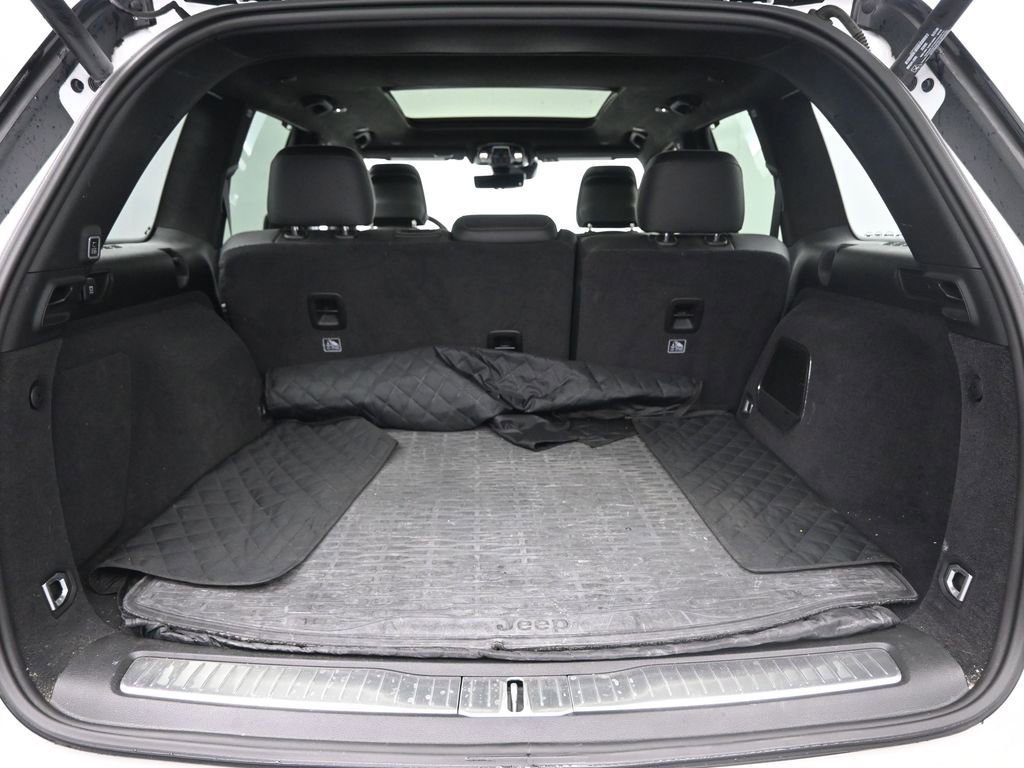 Used 2022 Jeep Grand Cherokee Summit image 29