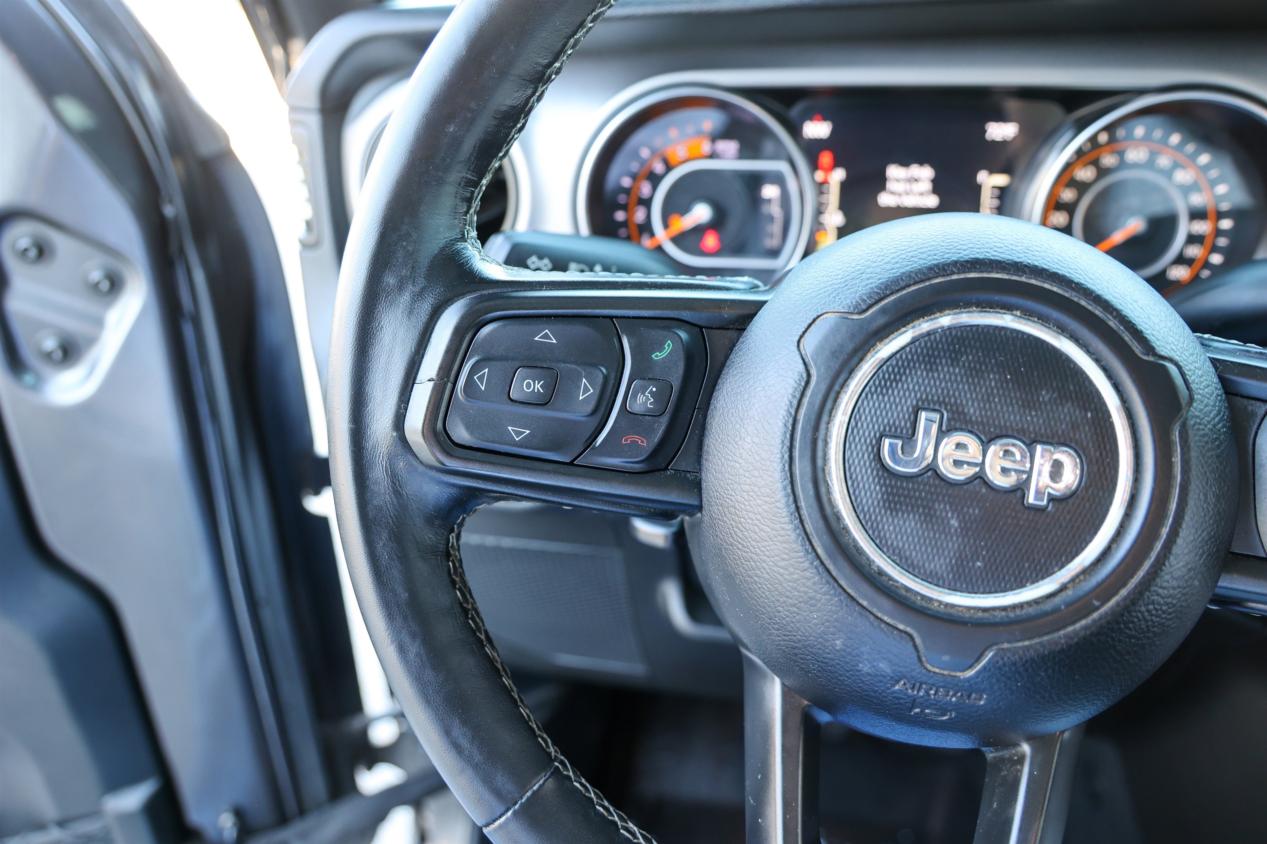 Used 2021 Jeep Gladiator Sport w/ Quick Order Package 26Q 80th AWD/4WD image 21