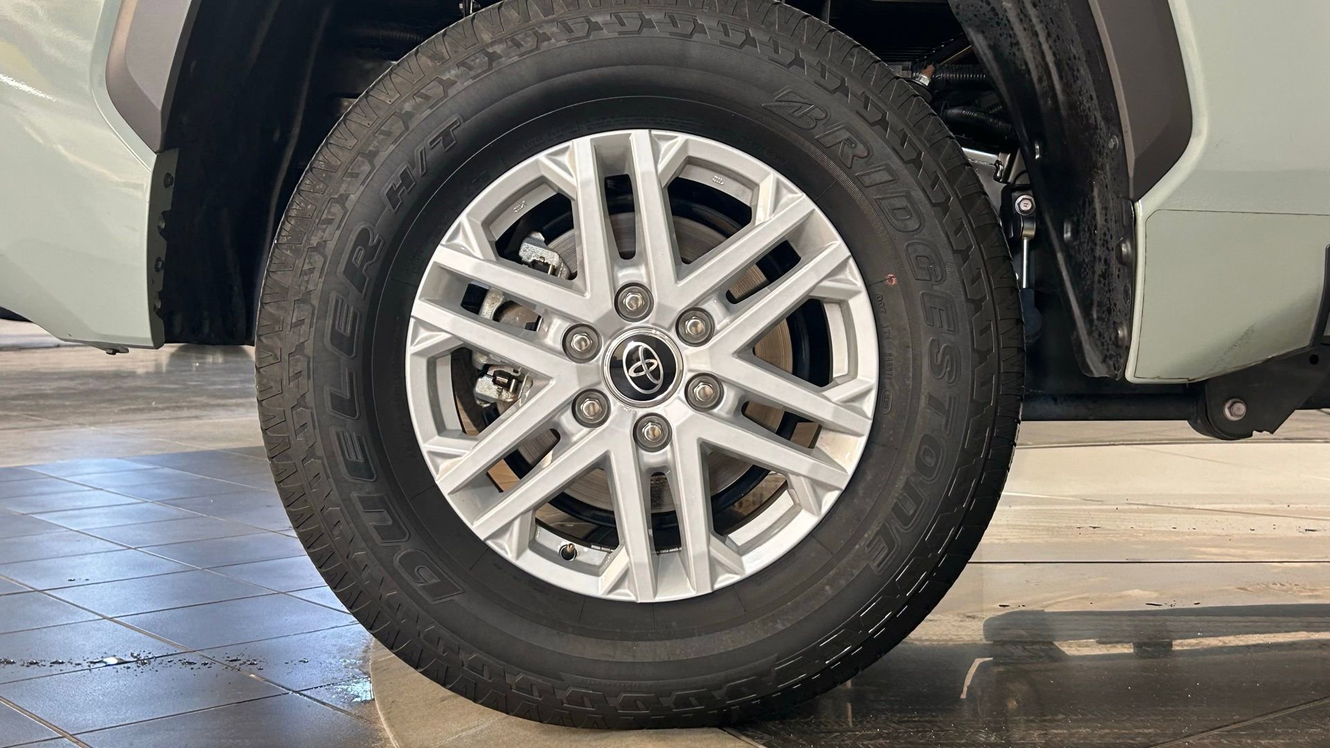 Used 2024 Toyota Tundra SR5 w/ SR5 Premium Package image 18