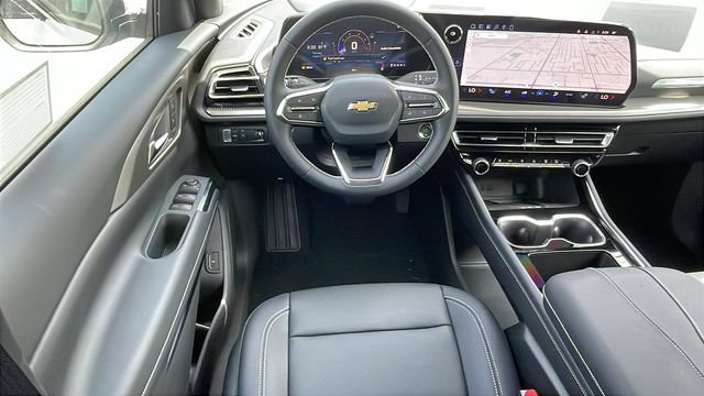 New 2026 Chevrolet Traverse LT w/ LPO, Floor Liner Package FWD image 14