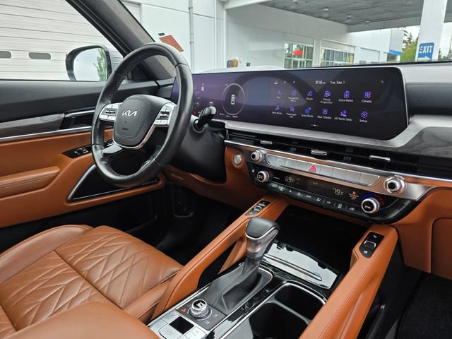 Certified 2025 Kia Telluride SX Prestige X-Line AWD/4WD image 12