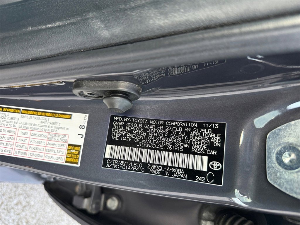 Used 2014 Toyota Prius Four image 31