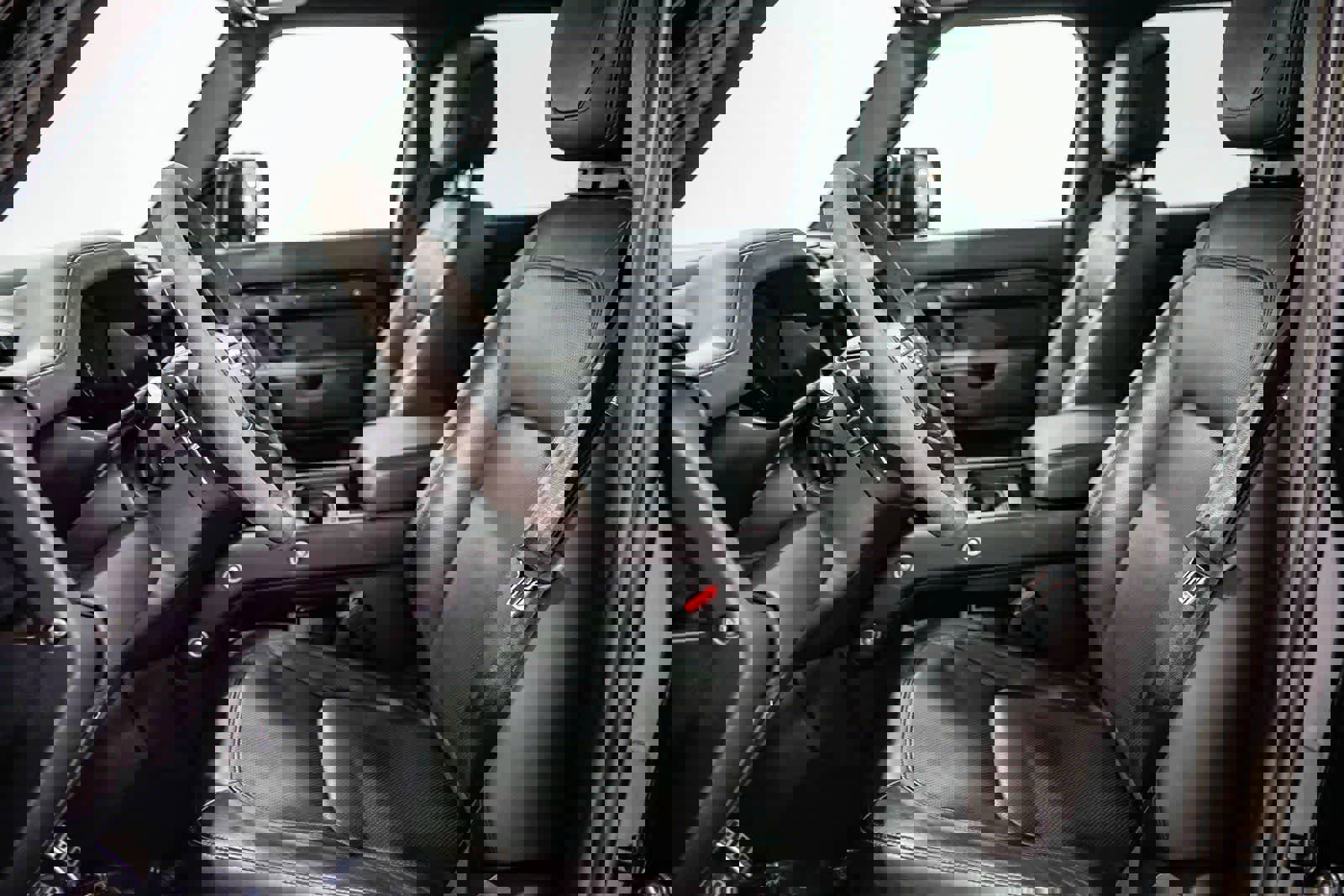 Used 2023 Land Rover Defender 110 V8 image 17