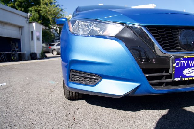 Used 2020 Nissan Versa SV FWD image 12