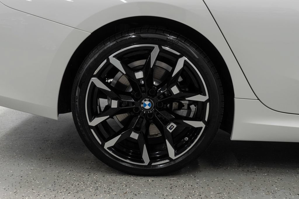 Used 2026 BMW 330i xDrive Sedan AWD/4WD image 38