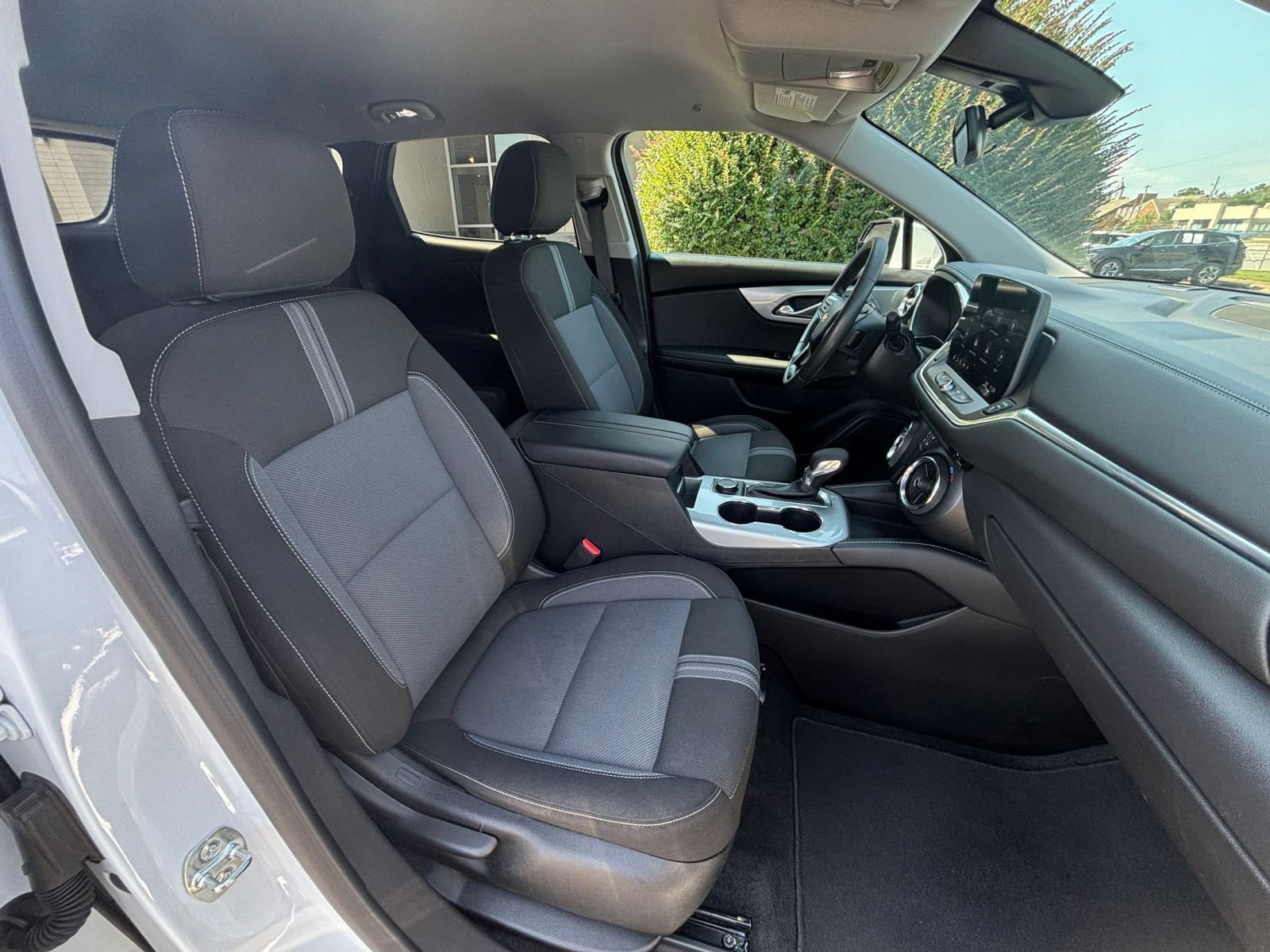 Used 2026 Chevrolet Blazer LT FWD image 36