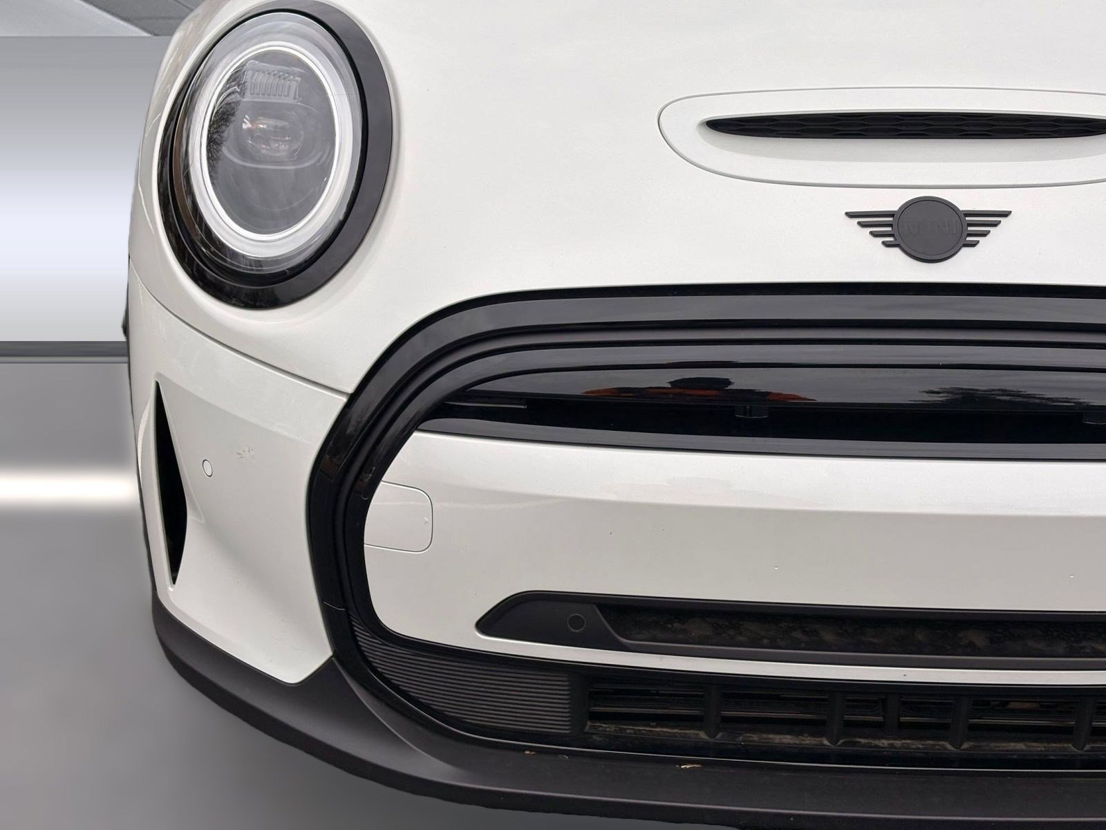 Certified 2024 MINI Cooper SE image 11