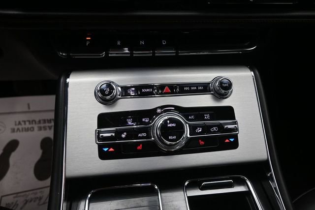 Certified 2023 Lincoln Aviator AWD w/ Premium Package image 17