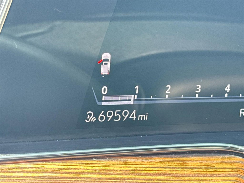 Used 2021 Cadillac Escalade ESV Luxury image 11