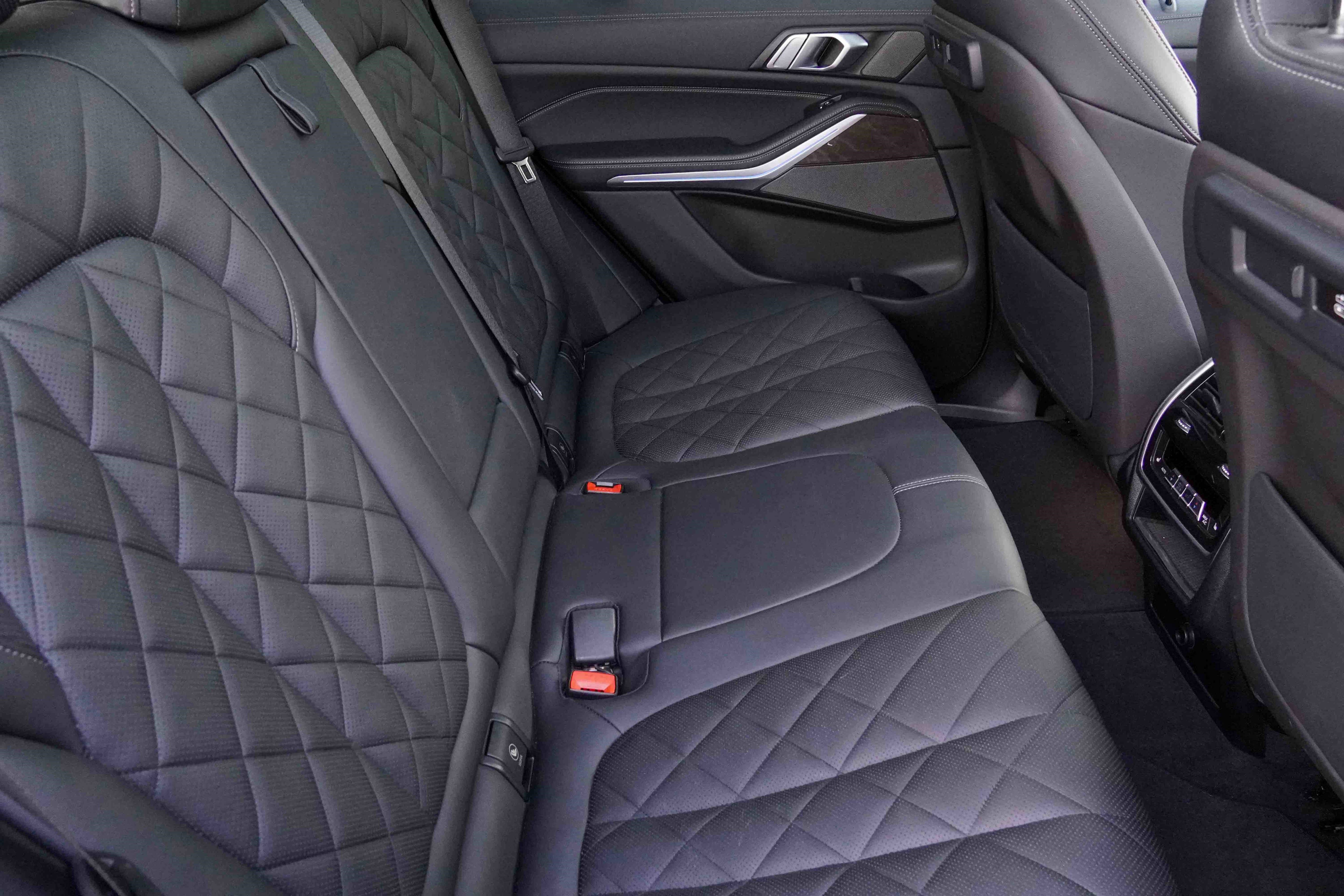 Certified 2023 BMW X5 xDrive40i w/ Premium Package image 37