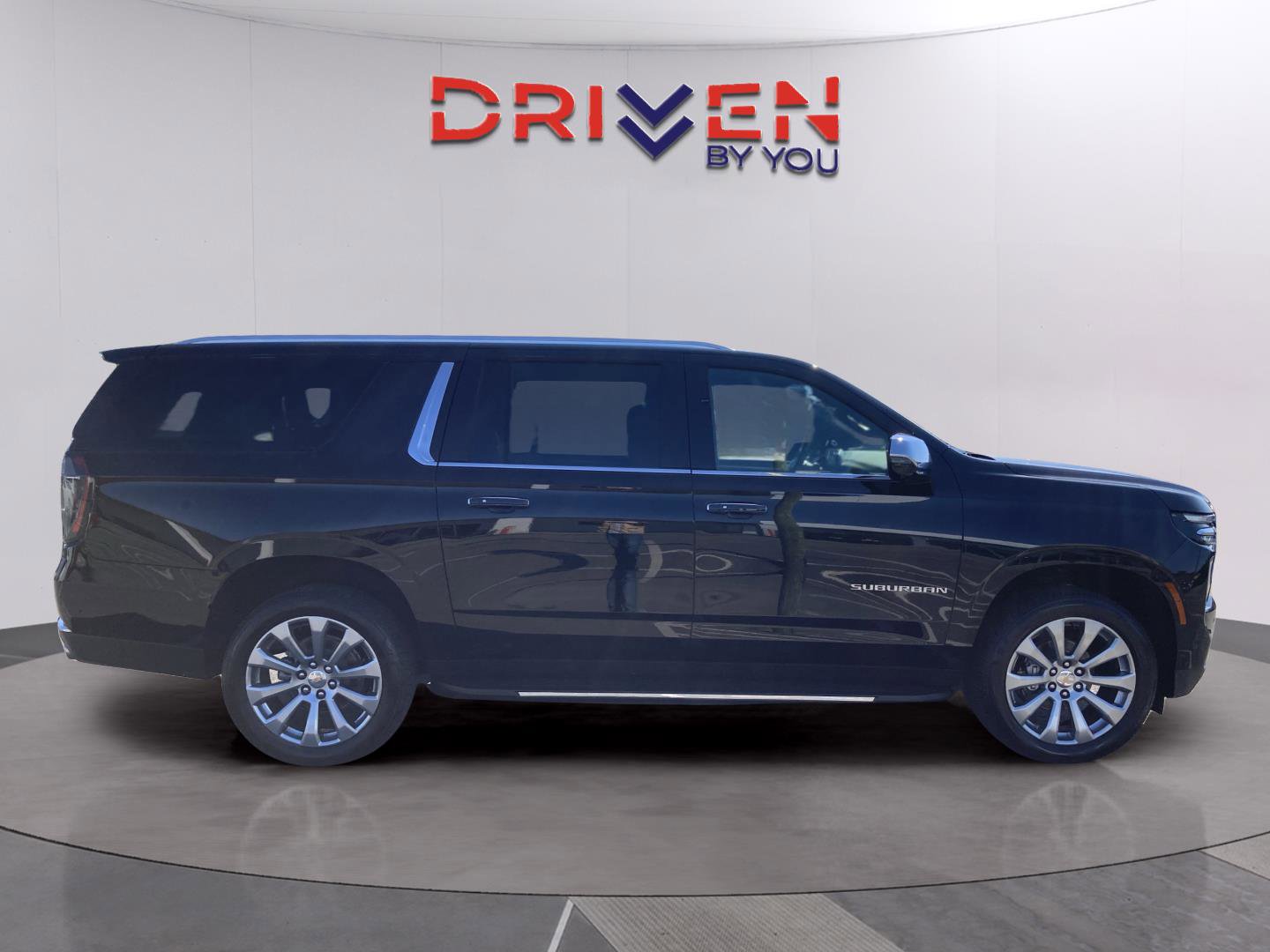 New 2026 Chevrolet Suburban Premier image 6