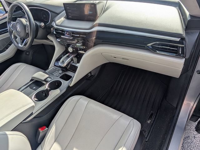 Certified 2024 Acura MDX FWD w/ Technology Package image 17