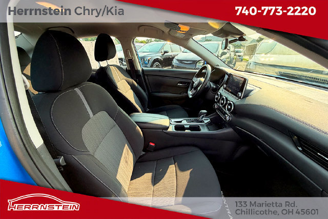 Used 2025 Nissan Sentra SV FWD image 25