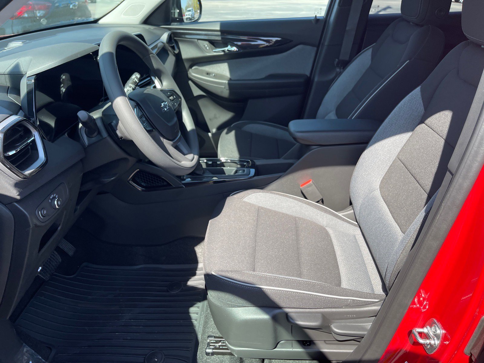 New 2026 Chevrolet TrailBlazer LT w/ Midnight Edition image 10