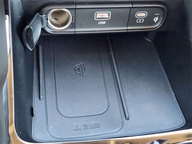 Certified 2025 Kia Telluride EX image 20