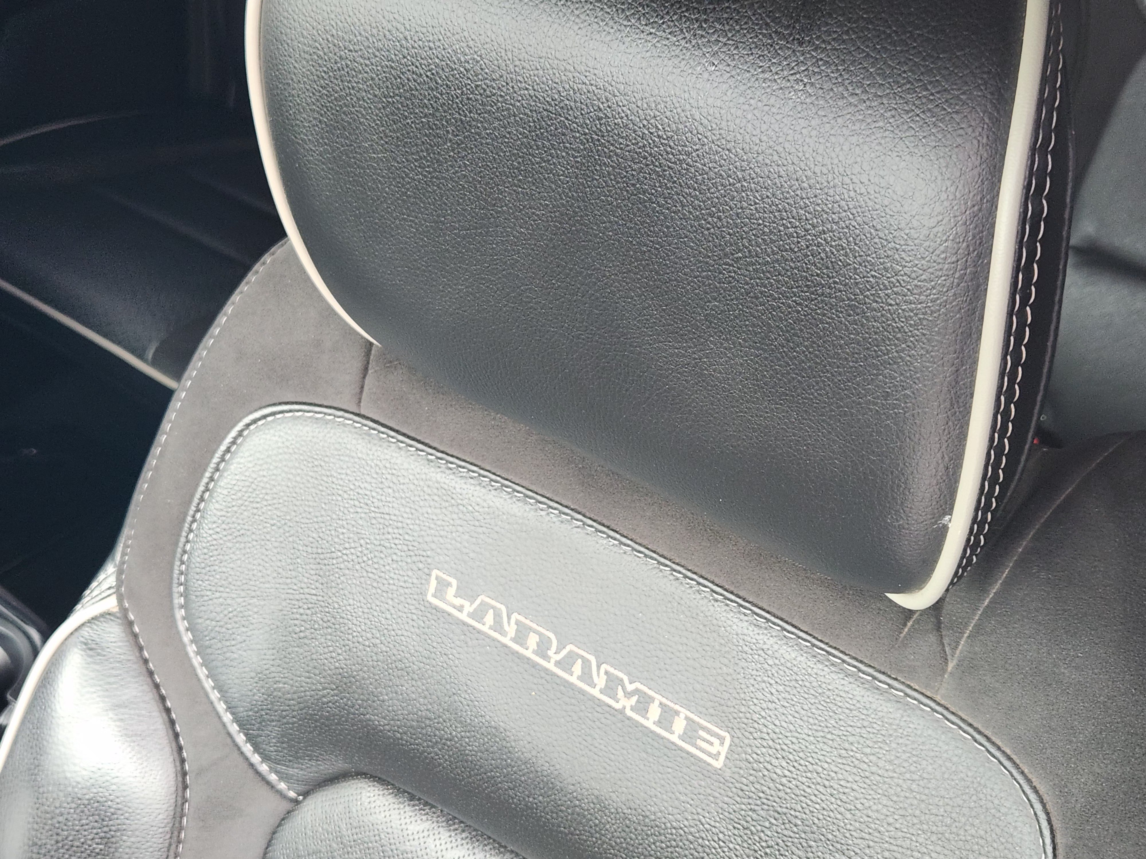 Used 2023 RAM 1500 Laramie AWD/4WD image 17