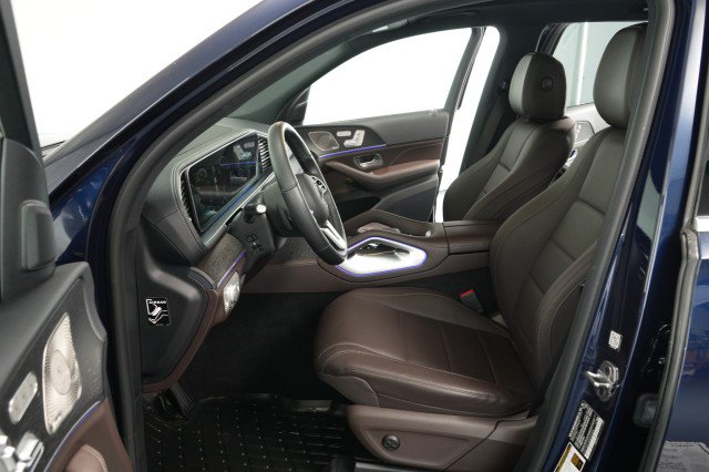 Used 2021 Mercedes-Benz GLS 450 4MATIC image 32