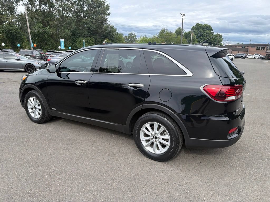 Used 2019 Kia Sorento AWD V6 image 4