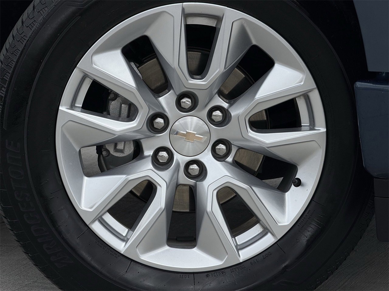 Used 2024 Chevrolet Silverado 1500 Custom image 9