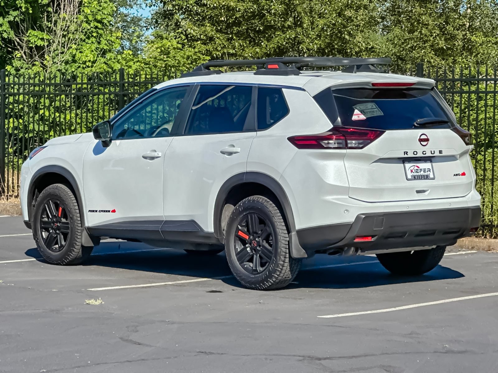 Used 2026 Nissan Rogue SV AWD/4WD image 5