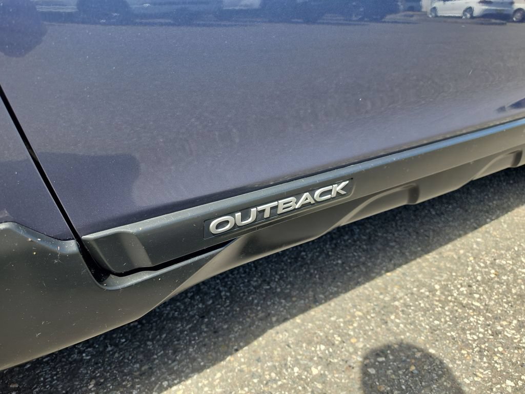 Used 2016 Subaru Outback 2.5i Limited AWD/4WD image 33