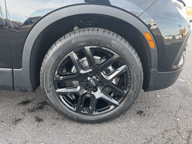 Used 2022 Chevrolet Blazer LT w/ Sound & Technology Package image 5