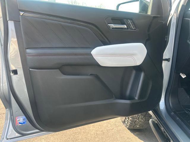 New 2026 GMC Canyon AT4X image 15