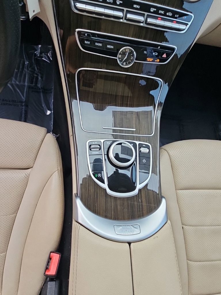 Used 2018 Mercedes-Benz C 300 Sedan image 18