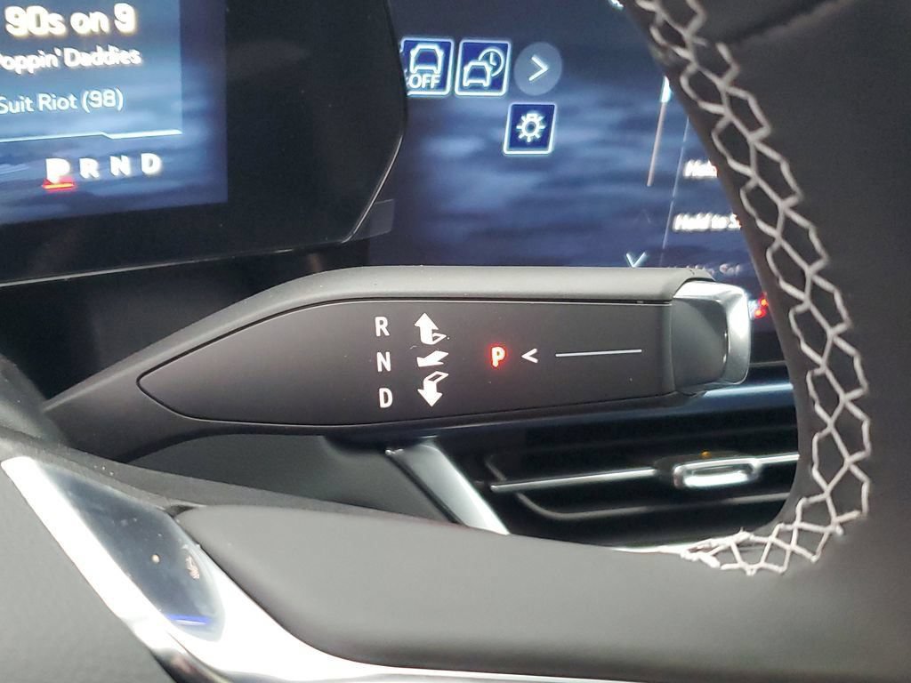 New 2026 Chevrolet Equinox EV LT FWD image 33