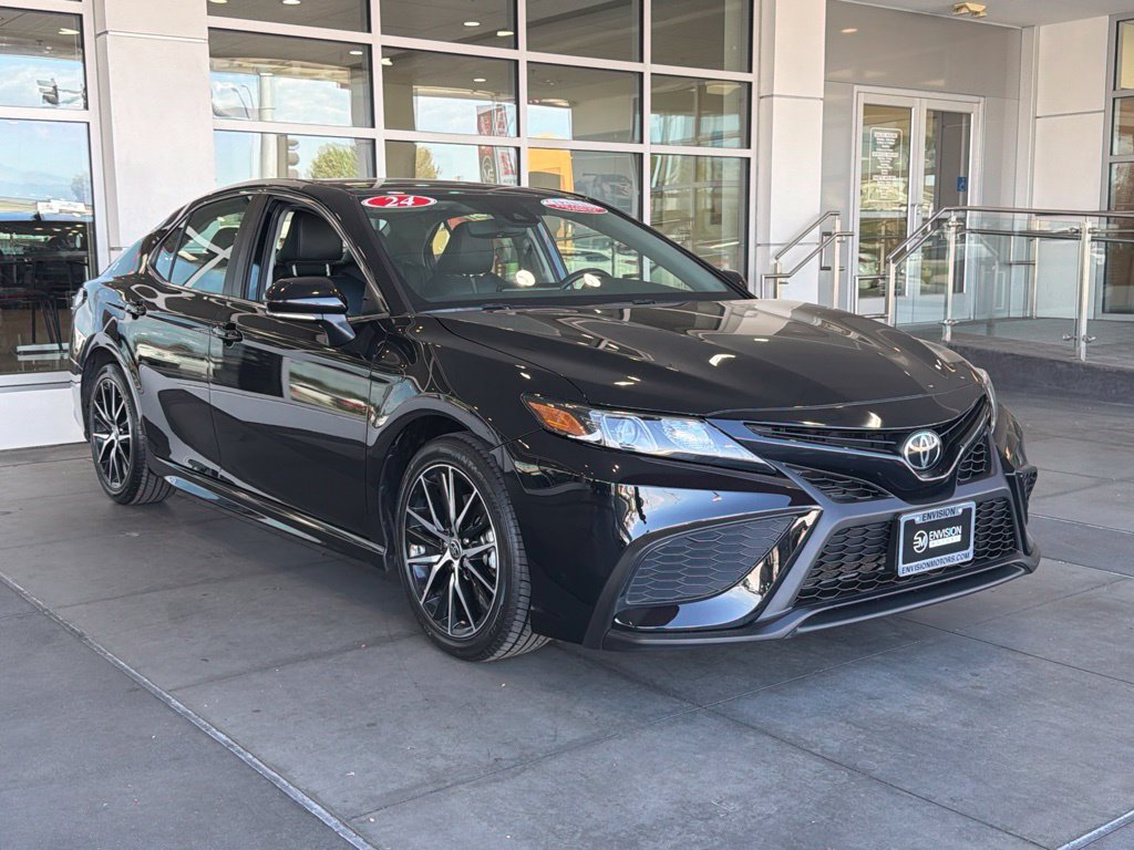 Certified 2024 Toyota Camry SE FWD image 8