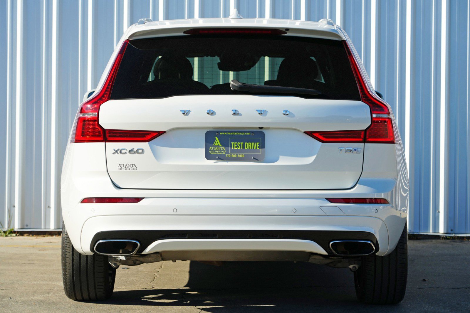 Used 2019 Volvo XC60 T5 R-Design w/ Protection Package image 10