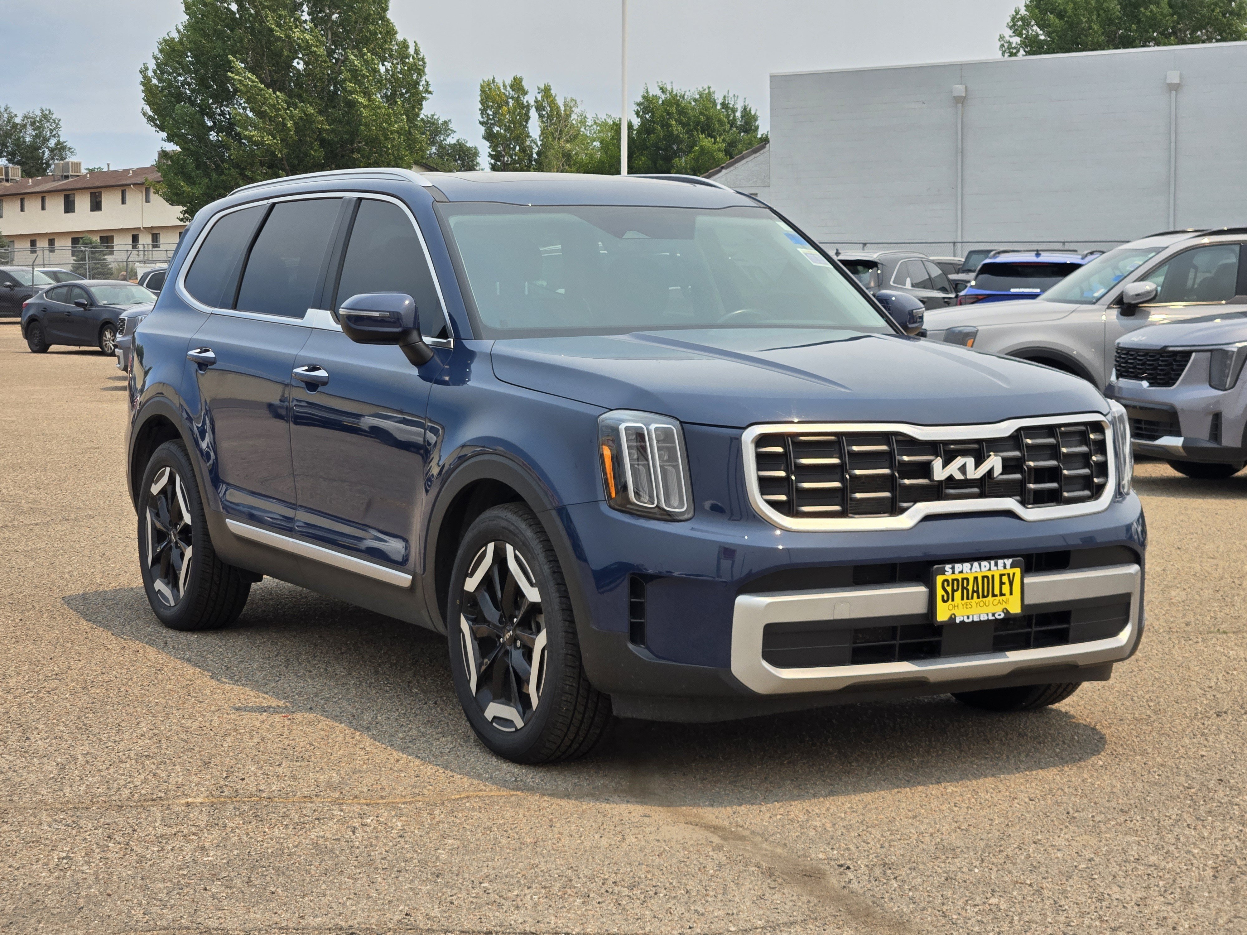 Used 2023 Kia Telluride S w/ S Sunroof Package AWD/4WD image 5