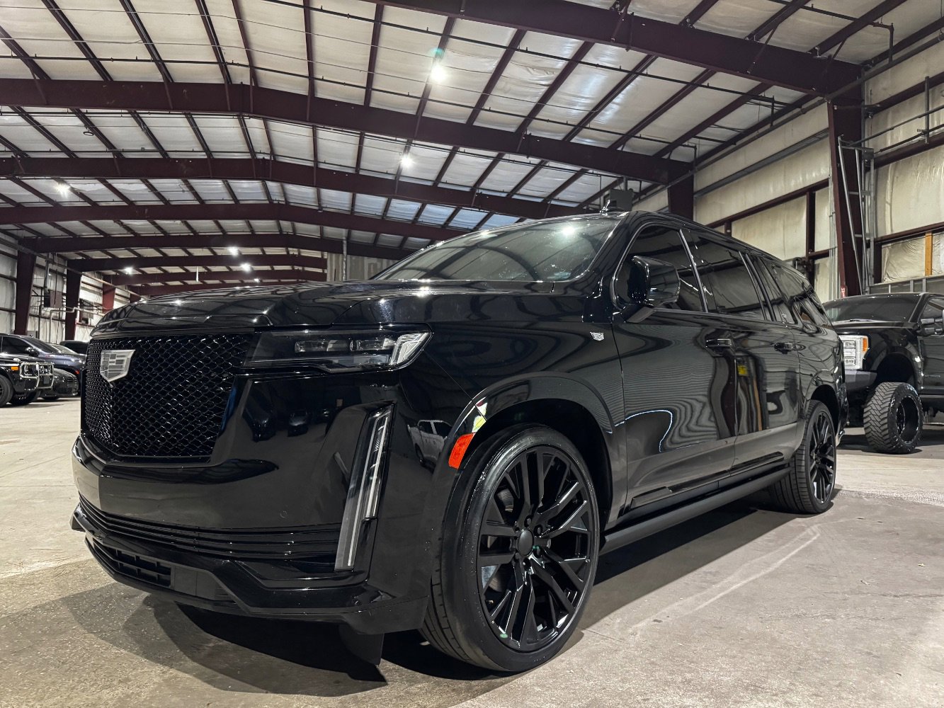 Used 2021 Cadillac Escalade ESV Sport Platinum w/ LPO, ONYX Package image 9