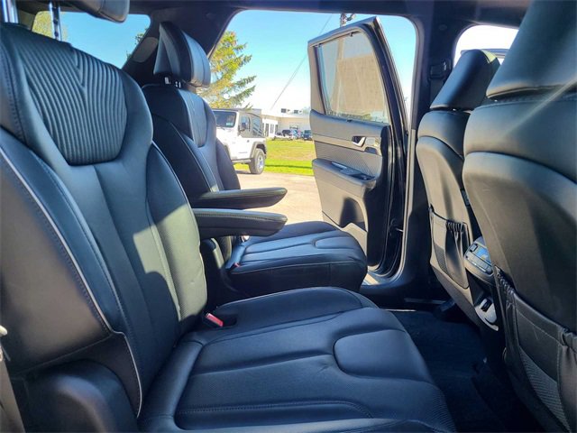 Used 2023 Hyundai Palisade Calligraphy image 23