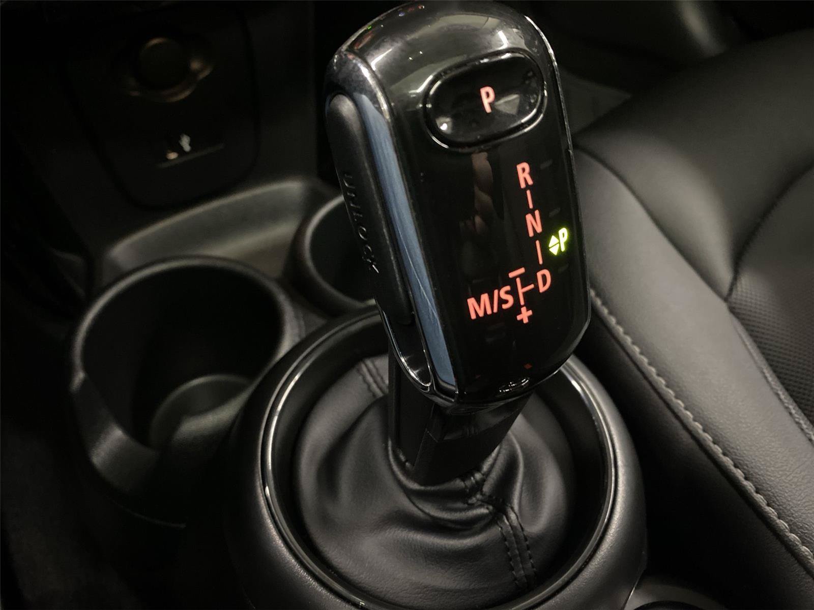 Certified 2023 MINI Cooper 4-Door Hardtop FWD image 25