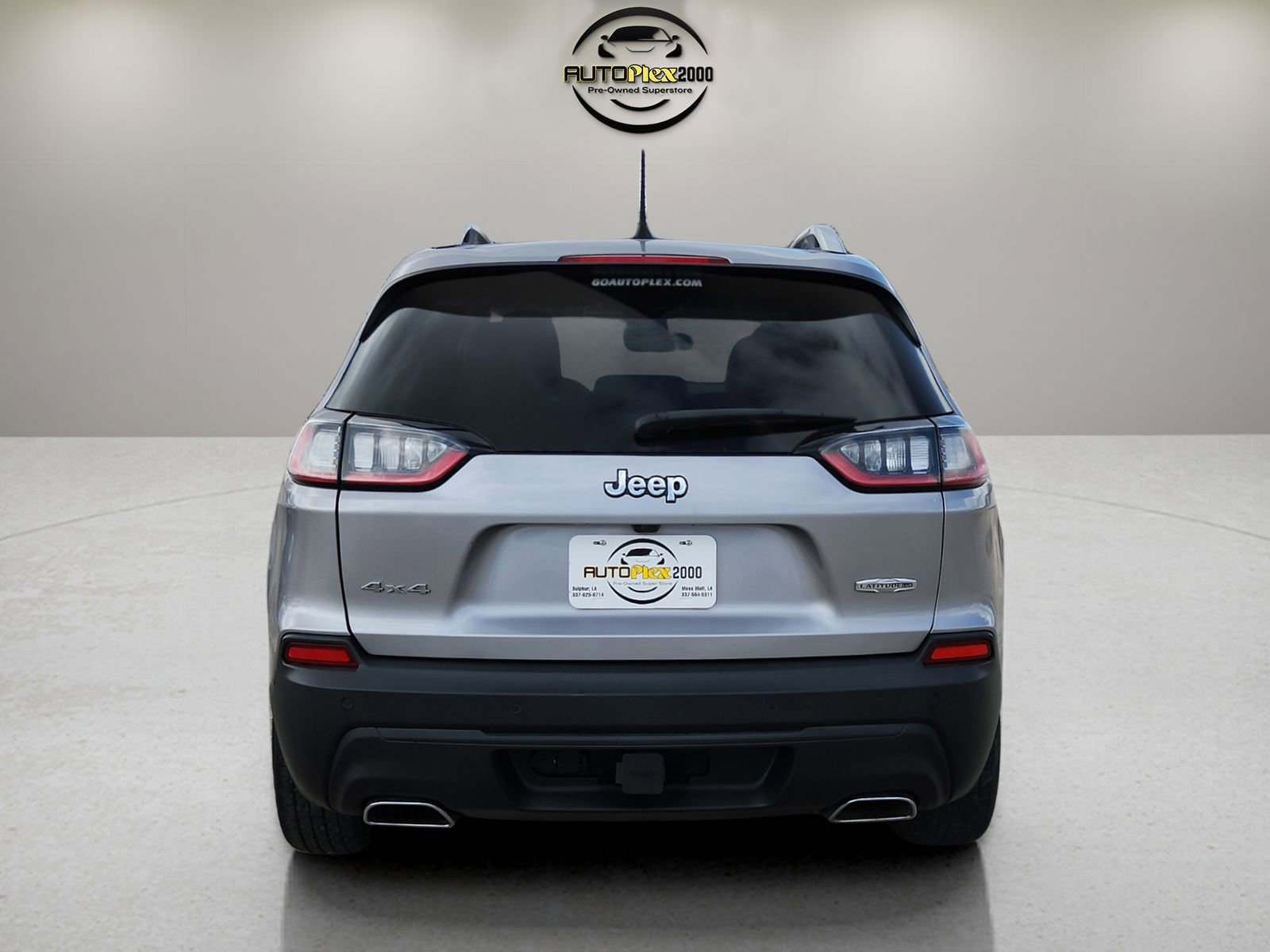 Used 2021 Jeep Cherokee Latitude Lux w/ Trailer Tow Group AWD/4WD image 4
