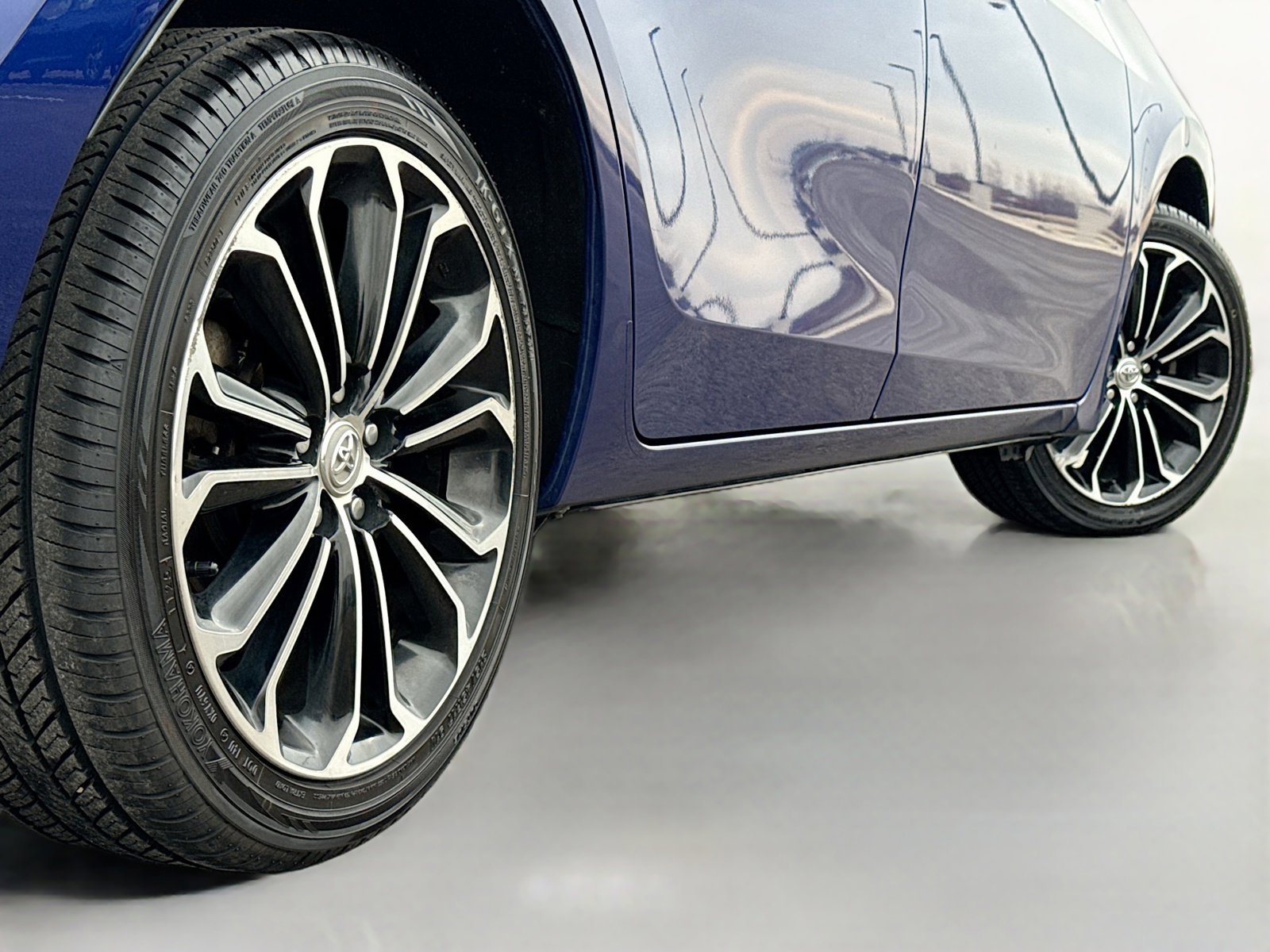 Used 2015 Toyota Corolla S image 15