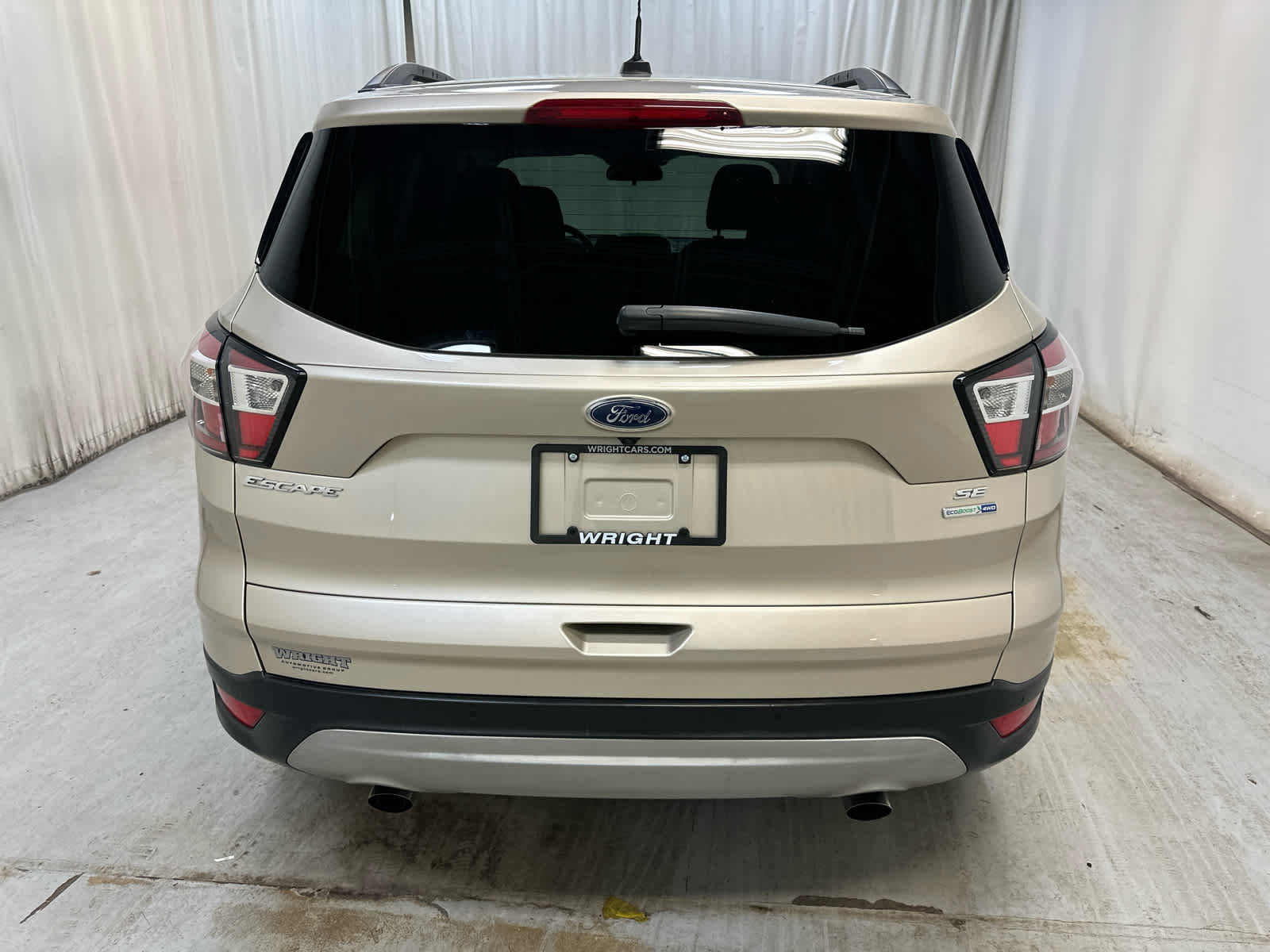 Used 2017 Ford Escape SE w/ Equipment Group 201A AWD/4WD image 8