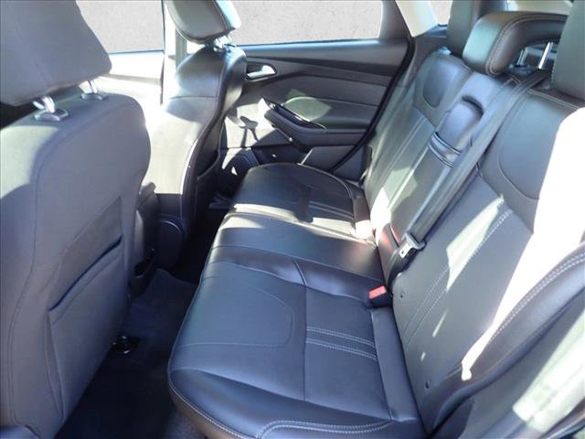 Used 2015 Ford Focus SE FWD image 8