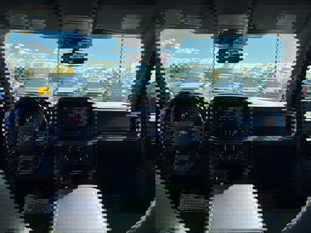 Used 2021 Ford F150 Lariat w/ Max Trailer Tow Package image 23