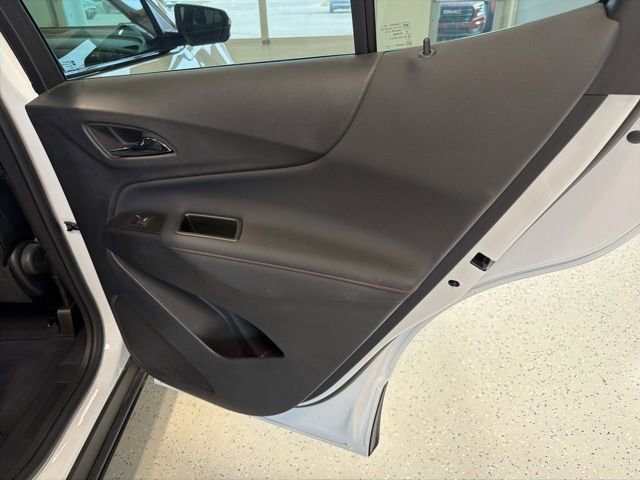 Used 2024 Chevrolet Equinox RS image 42