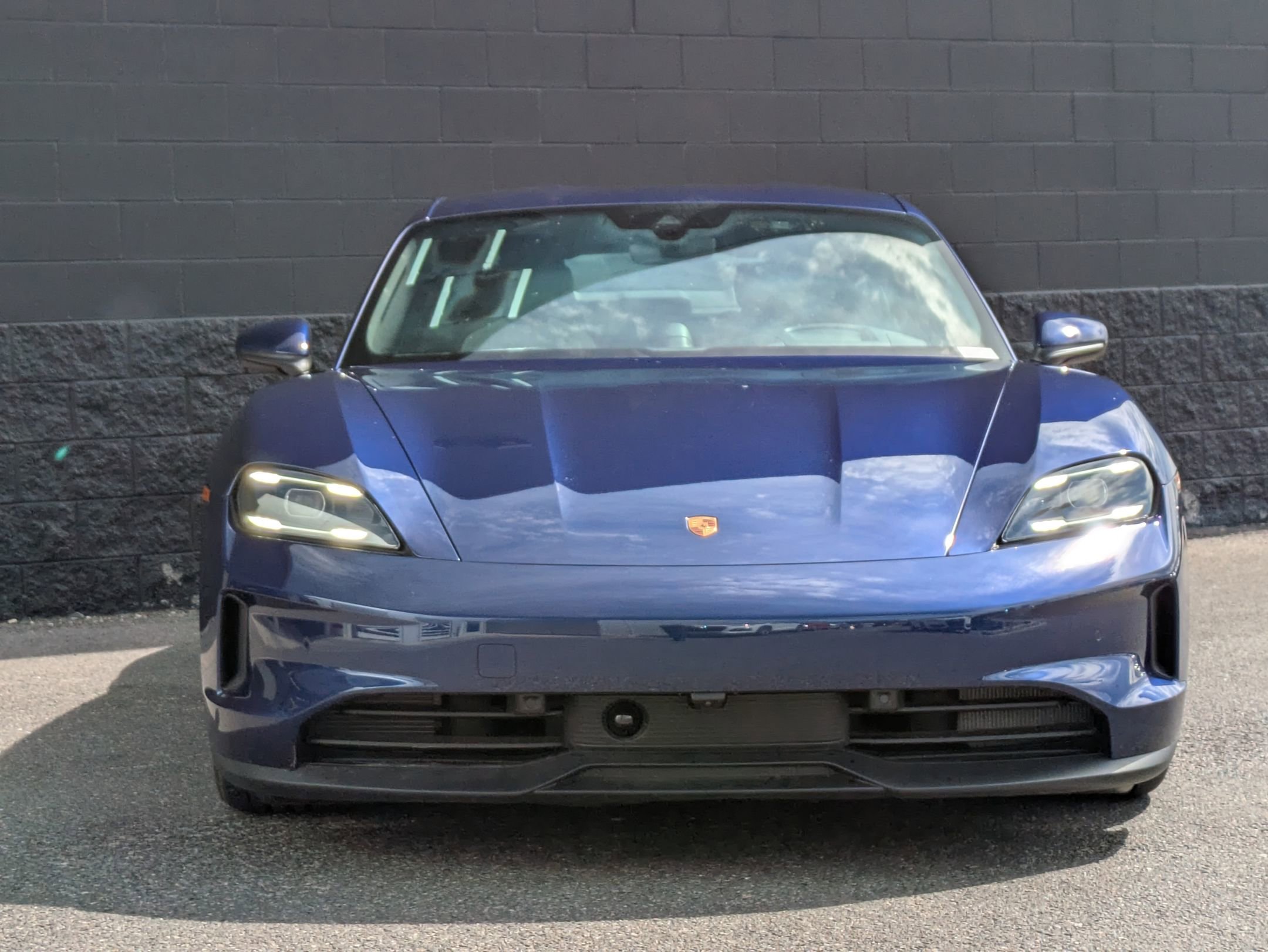 New 2025 Porsche Taycan image 6