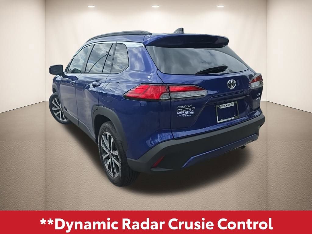 Used 2025 Toyota Corolla Cross XLE w/ Convenience Package image 6