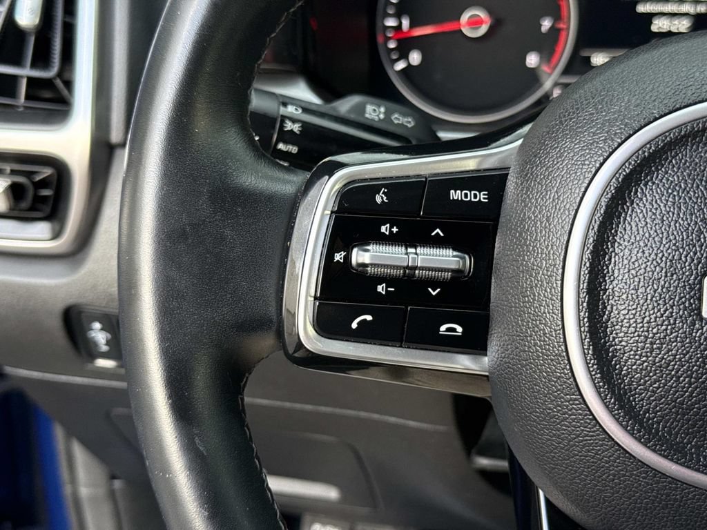 Used 2022 Kia Sorento S w/ Panoramic Sunroof Package FWD image 42