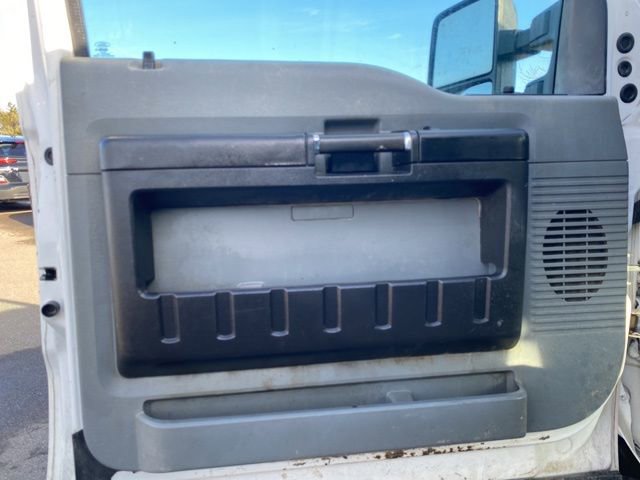 Used 2015 Ford F250 XL w/ Power Equipment Group RWD image 5