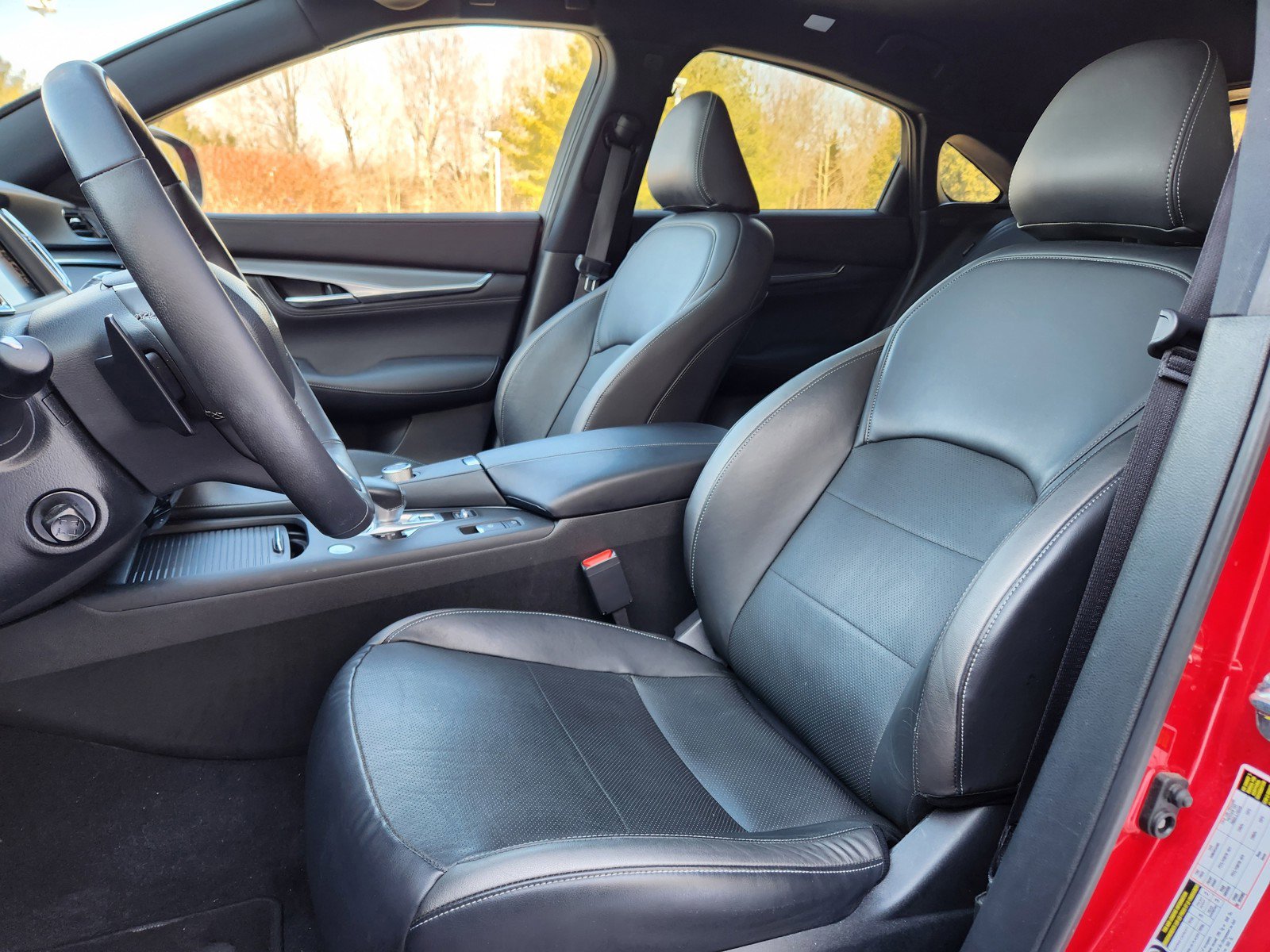 Used 2023 INFINITI QX55 Essential w/ Accent Package image 9