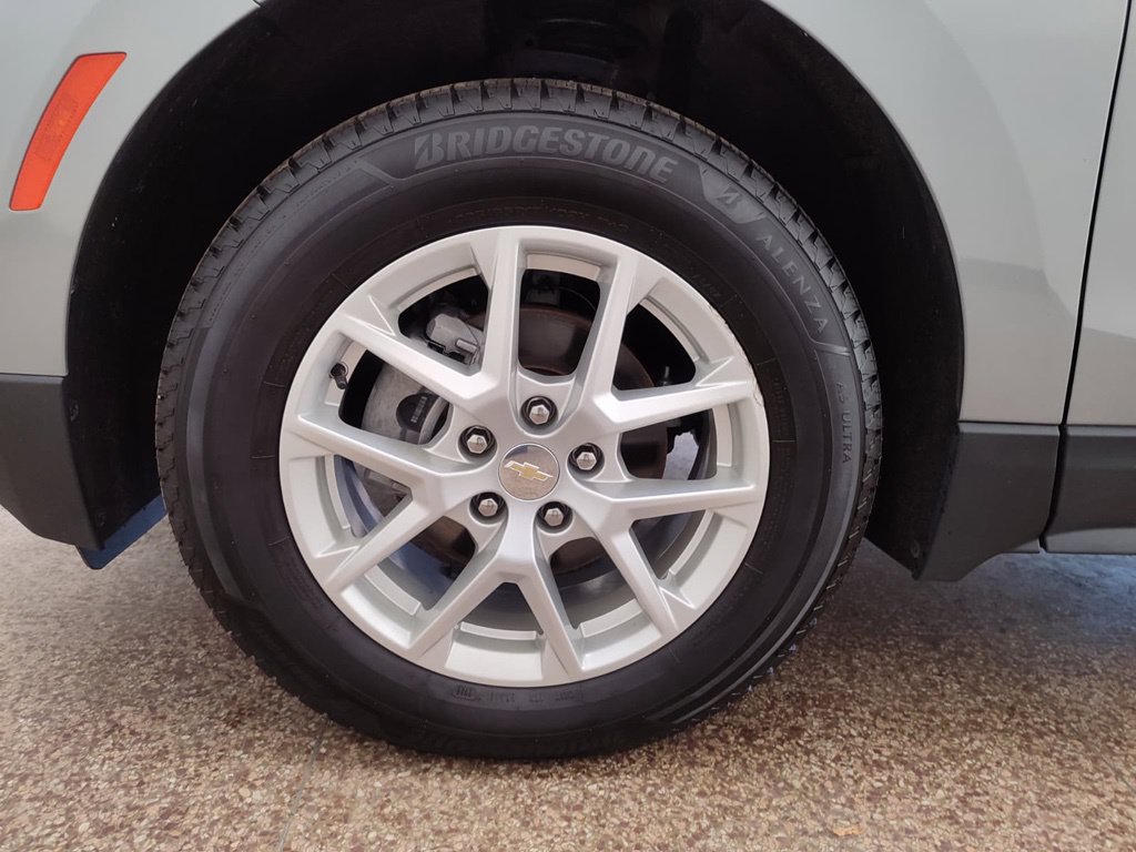 Used 2023 Chevrolet Equinox LT AWD/4WD image 23