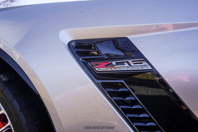 Used 2015 Chevrolet Corvette Z06 w/ 3LZ Preferred Equipment Group RWD image 73