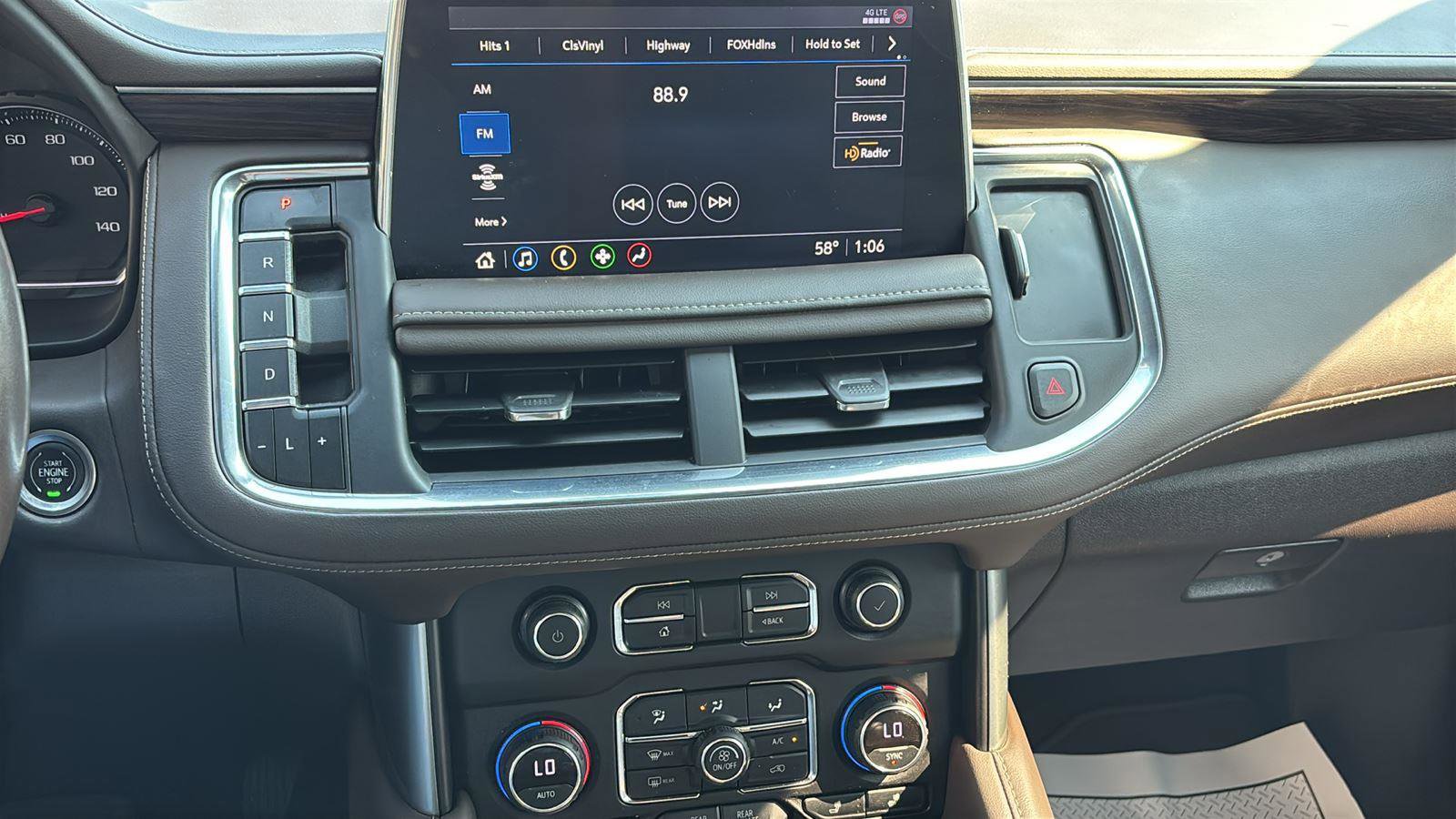 Used 2021 Chevrolet Tahoe Z71 w/ Luxury Package image 35