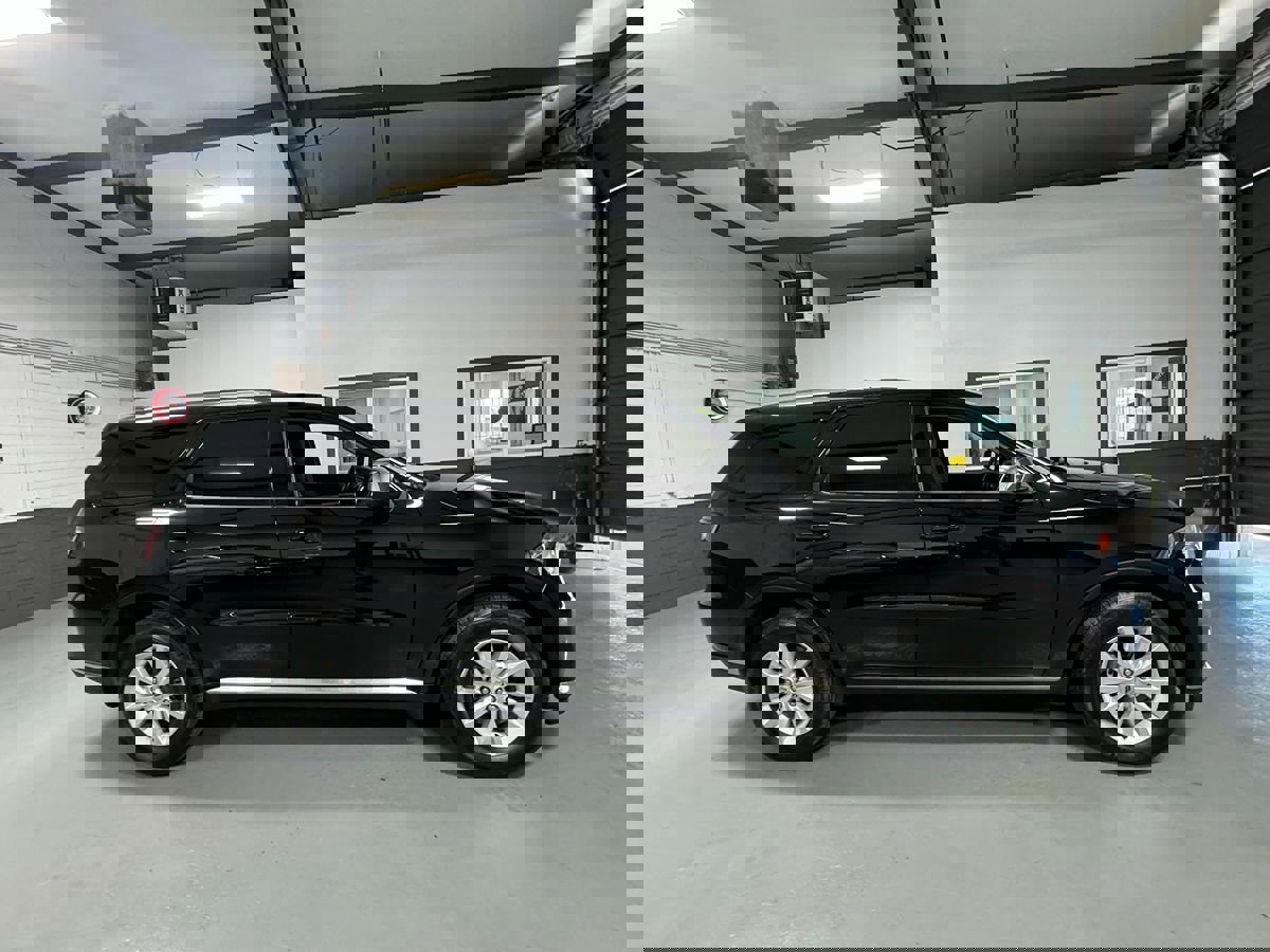 Used 2019 Dodge Durango SXT image 4